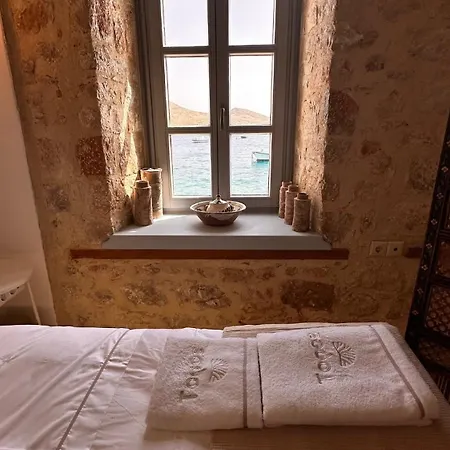 Vila H-aris Seafront Mansion