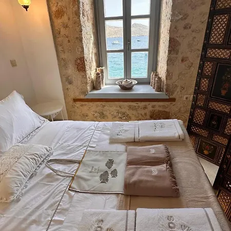 H-aris Seafront Mansion *