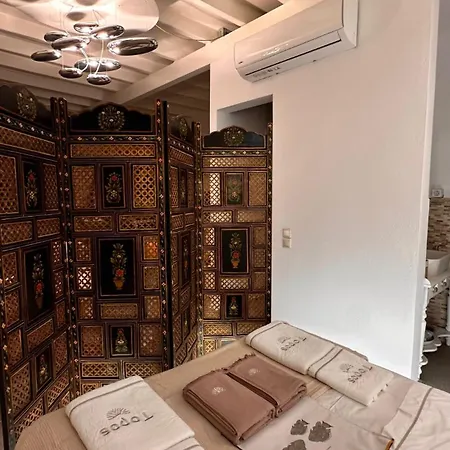 H-aris Seafront Mansion Vila