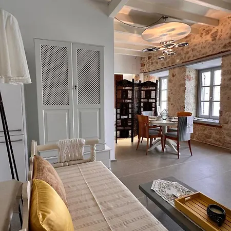 H-aris Seafront Mansion *