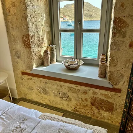 H-aris Seafront Mansion Villa Chalki Town