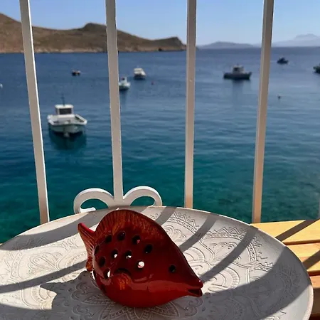 Vila H-aris Seafront Mansion *