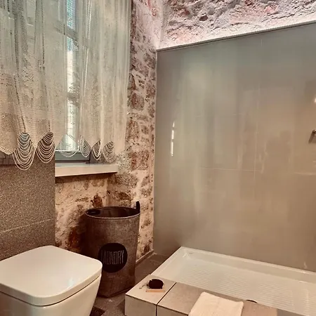 H-aris Seafront Mansion Chalki Town