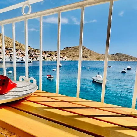 Vila H-aris Seafront Mansion Chalki Town