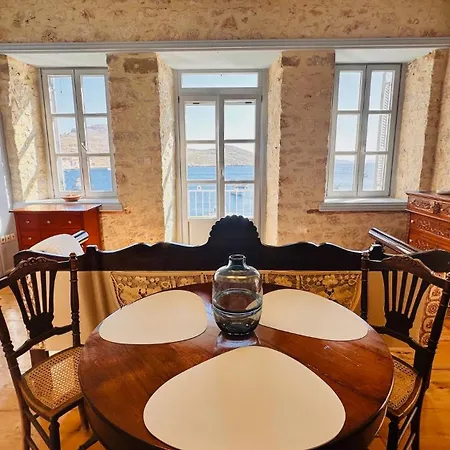 Villa H-aris Seafront Mansion Chalki Town