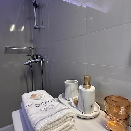 H-aris Seafront Mansion