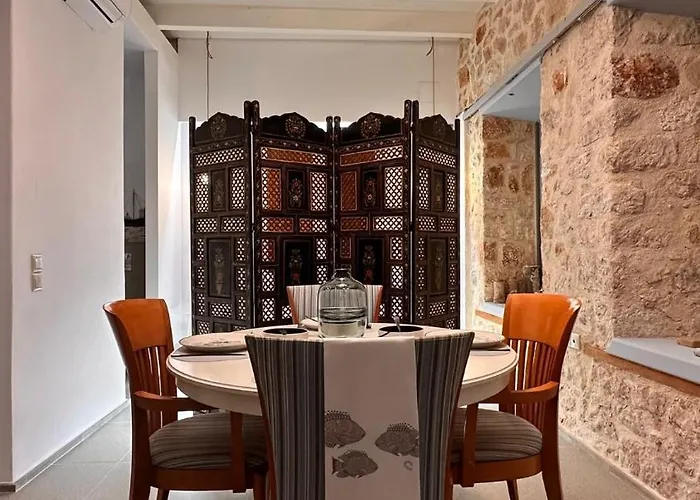 Villa H-aris Seafront Mansion