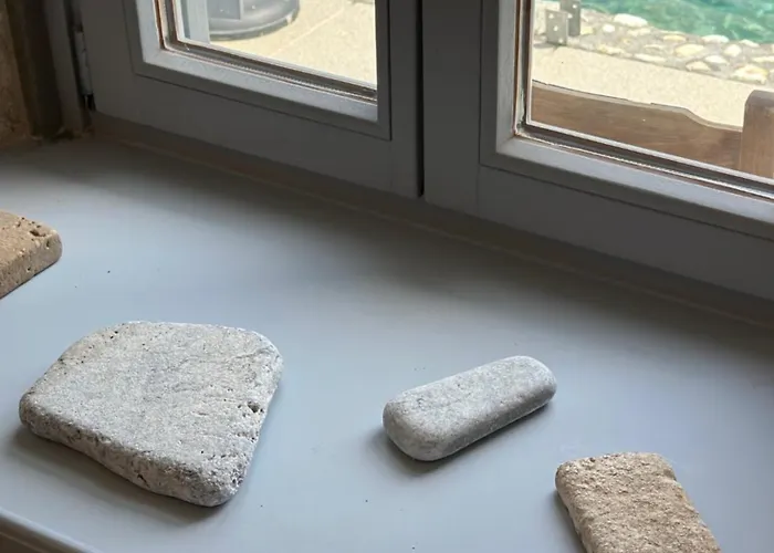 Villa H-aris Seafront Mansion Chalki Town