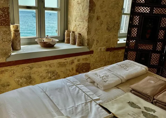 H-aris Seafront Mansion Chalki Town