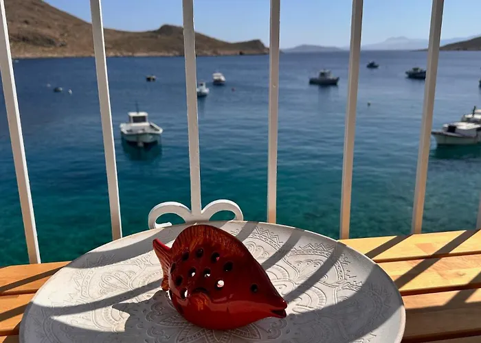 Villa H-aris Seafront Mansion *